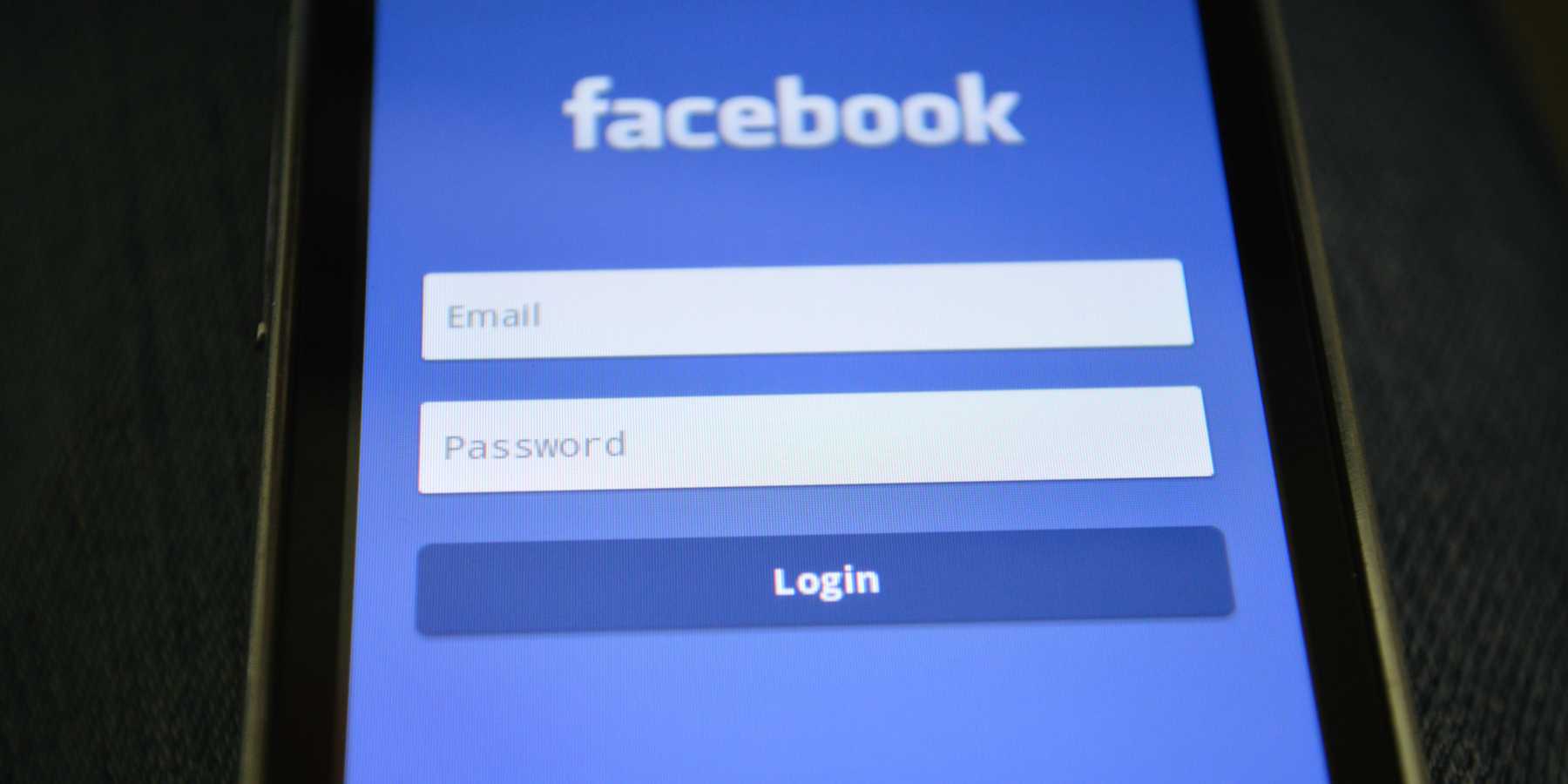 Facebook es una red social para viejos, los jóvenes prefieren Instagram