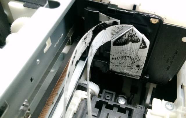 4 peligros de usar tintas falsas en tu impresora