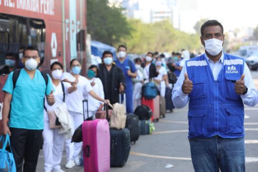 bus de la selección transportó a personal médico de essalud