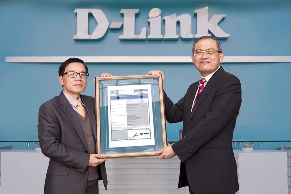 D-LINK adquiere certificación
