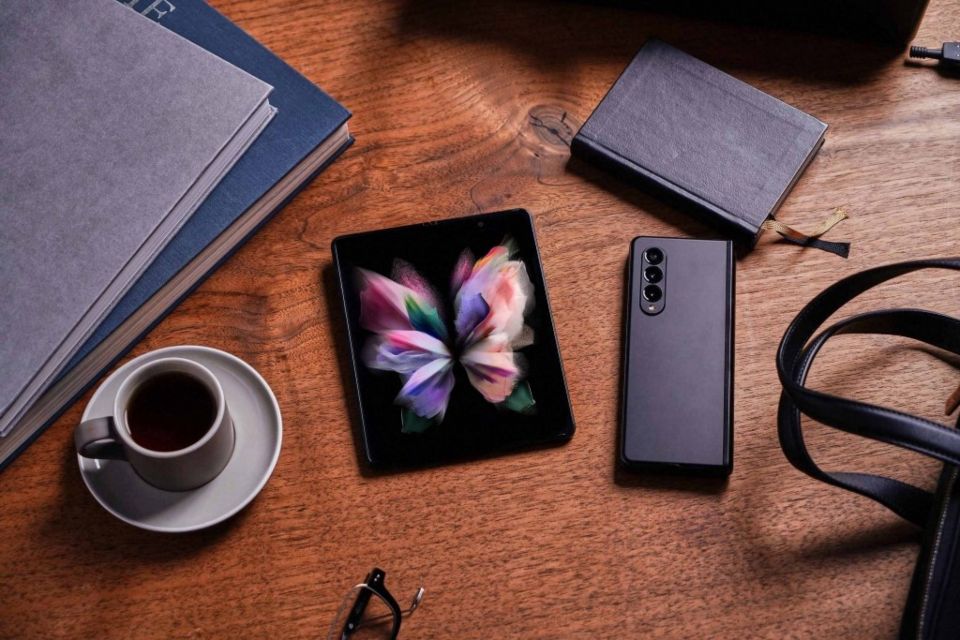 Galaxy Z Fold3 5G es el primer smartphone
