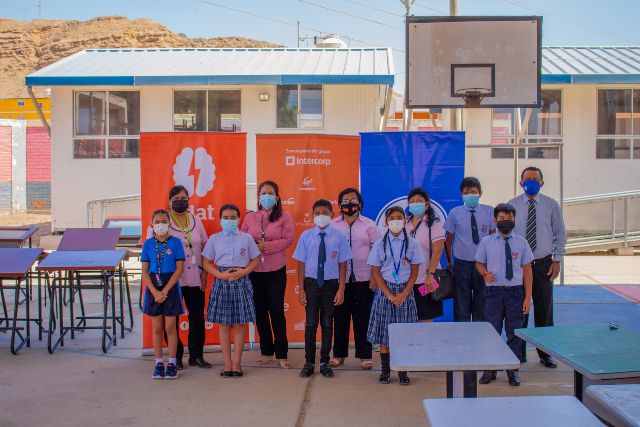 mobiliarios a estudiantes de Talara