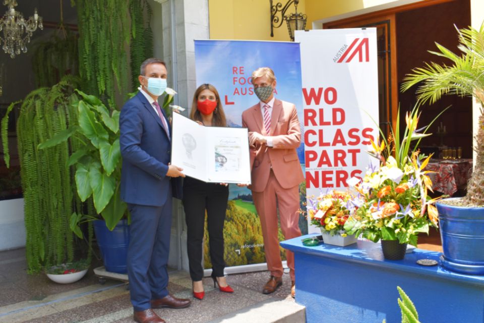 Embajada de Austria premia a Aquafondo