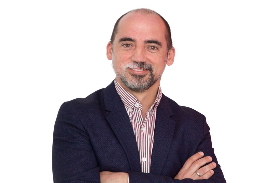 Henkel Peruana nombra a Fernando De Villena