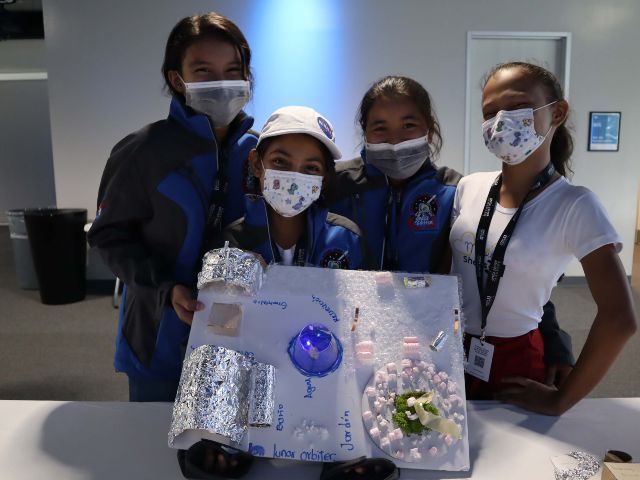 Quince niñas peruanas podrán conocer la NASA