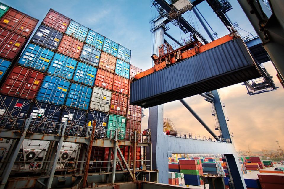 Exportaciones industriales alcanzaron su mejor primer cuatrimestre