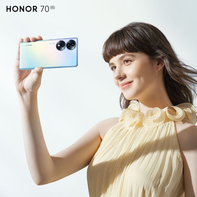 pulgadas del HONOR 70