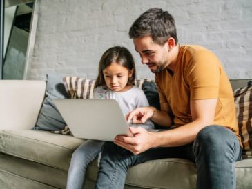 7 términos digitales que todo padre debería conocer