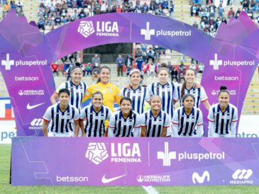 Bayer apuesta por el impulso del fútbol femenino peruano