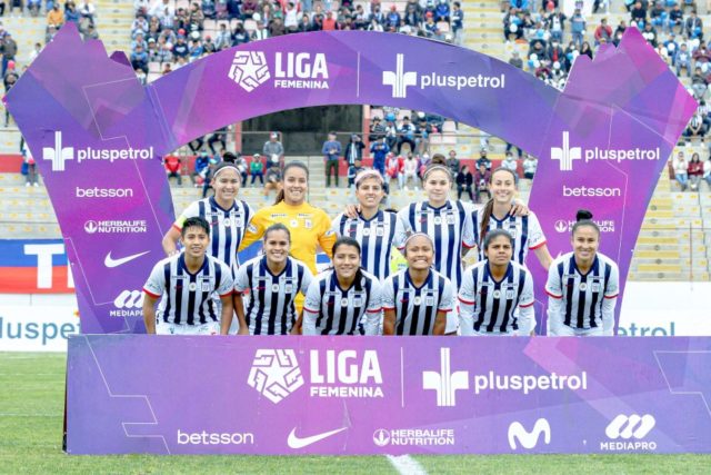 Bayer apuesta por el impulso del fútbol femenino peruano