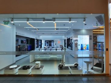 Xiaomi inaugura tienda en Open Plaza Atocongo