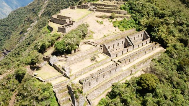 CHOQUEQUIRAO entre los mejores destinos