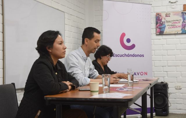 Avon y el movimiento Manuela Ramos lanzan programa