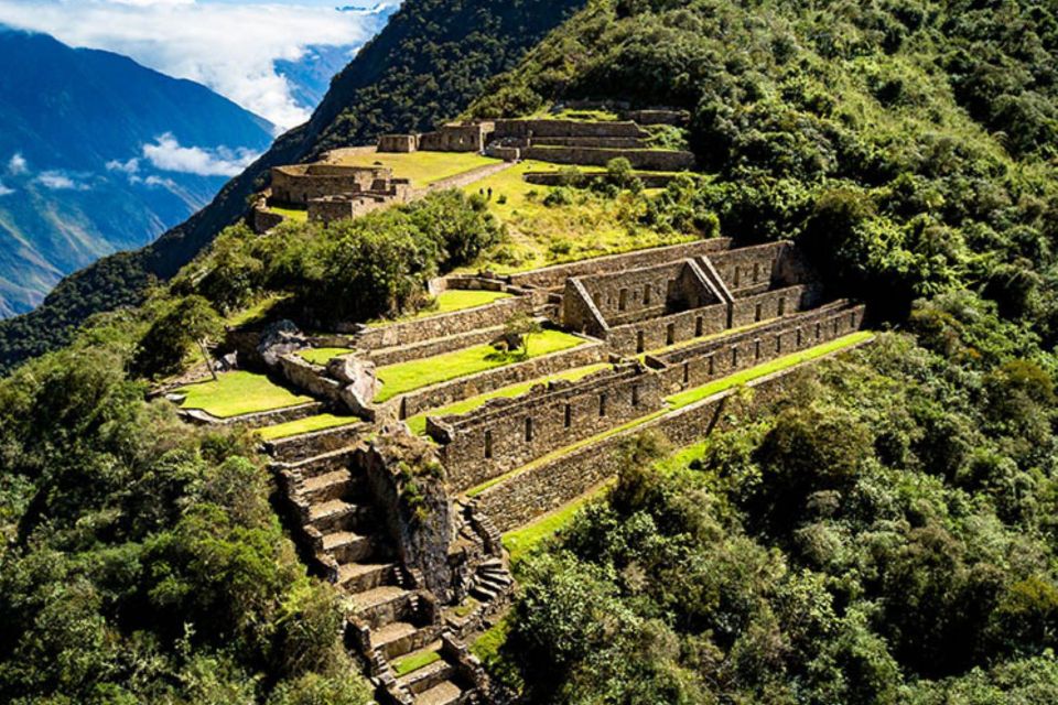 CHOQUEQUIRAO entre los mejores destinos