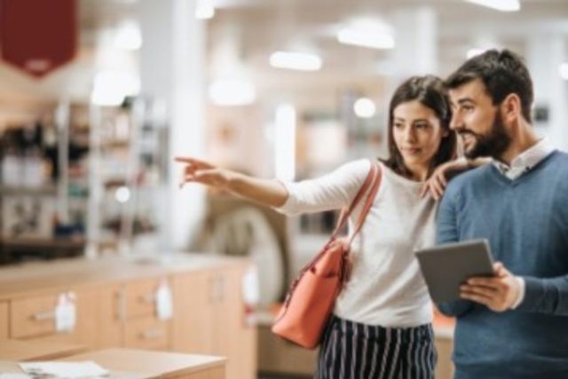 mejorar la experiencia del cliente en tiendas