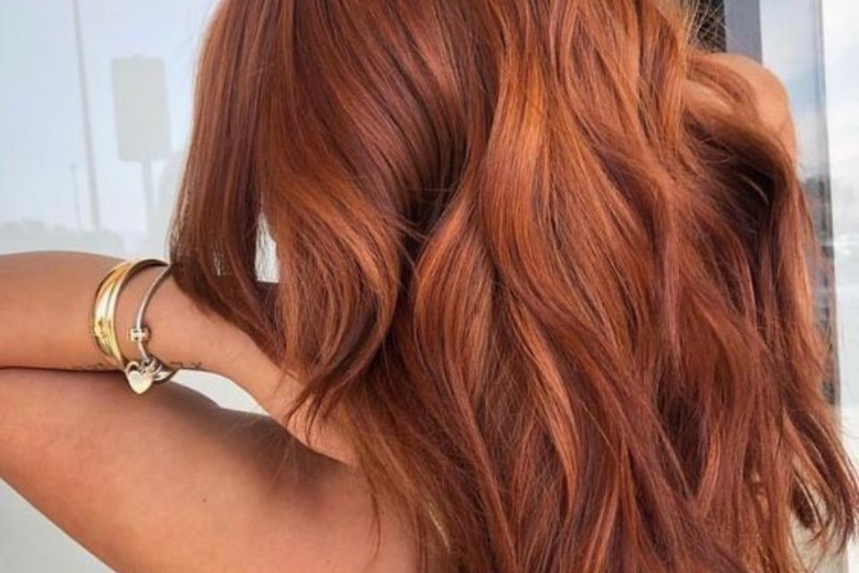 Usa el Copper Hair la tendencia de primavera y verano