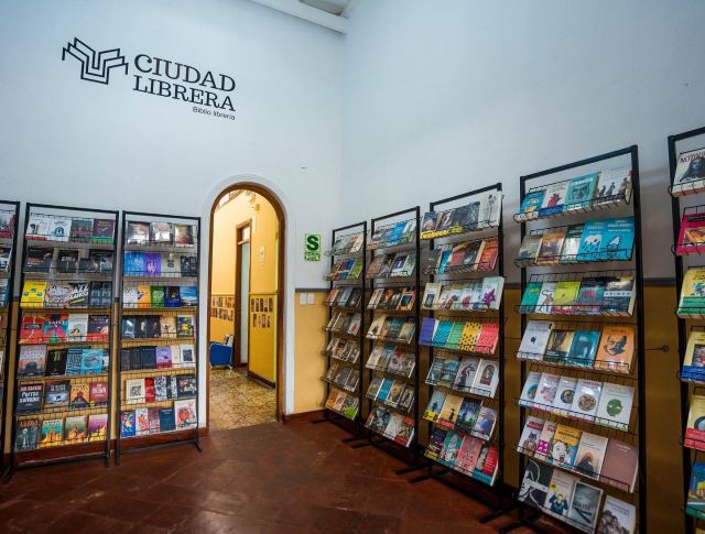 Ciudad Librera celebra aniversario 