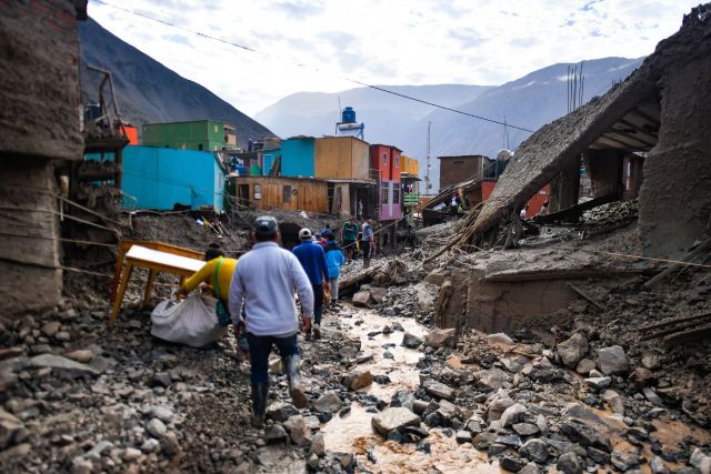 Campaña busca ayudar a víctimas de huaicos en Arequipa
