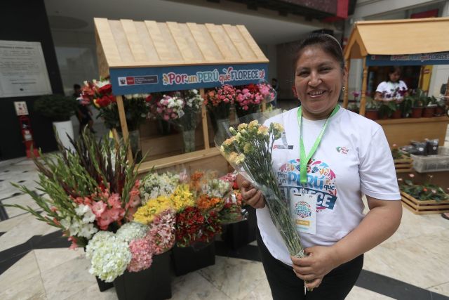 La campaña POR UN PERÚ QUE FLORECE