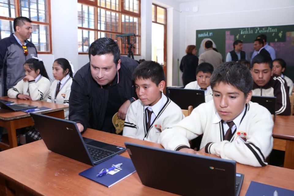 internet y tecnología de Gilat Perú