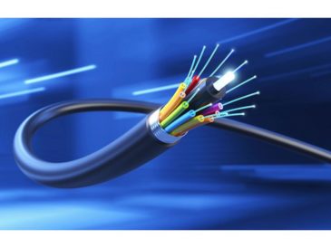 ¿cuáles son los beneficios y fortalezas de la fibra óptica?