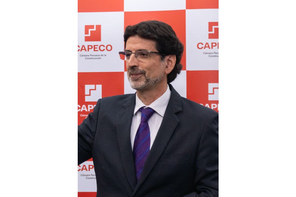 Jorge Zapata es reelegido como presidente de CAPECO