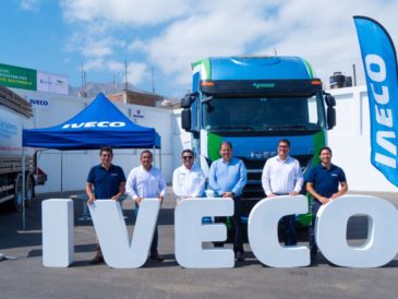 Andes Motor hace entrega del primer Tracto Iveco