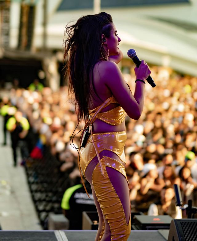 Aiona Santana comparte escenario 
