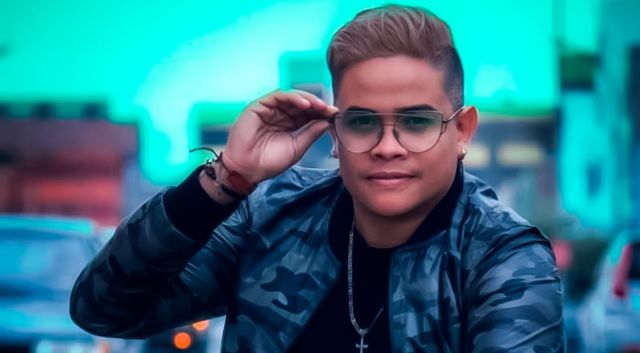 Christopher Rey estrenará el videoclip 