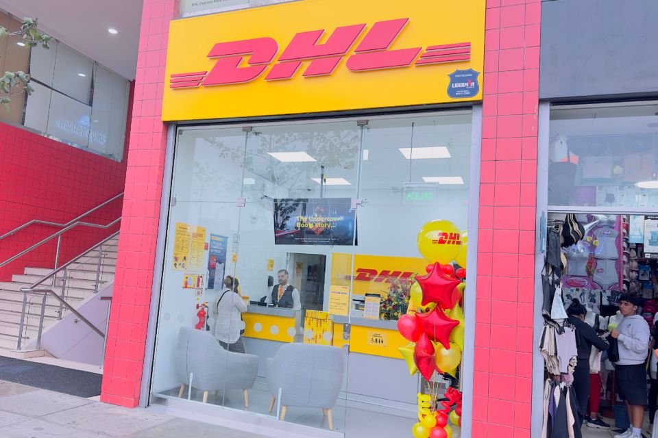 DHL Express abre dos nuevas tiendas en Lima