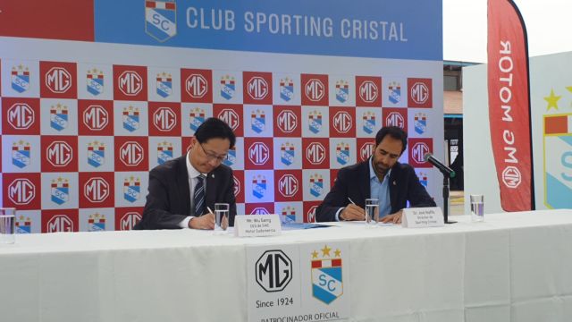 patrocinador oficial de Sporting Cristal