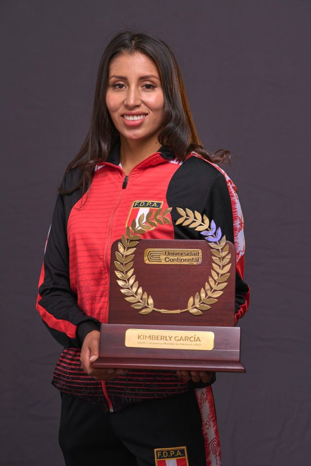 Kimberly García aspira a la medalla de oro