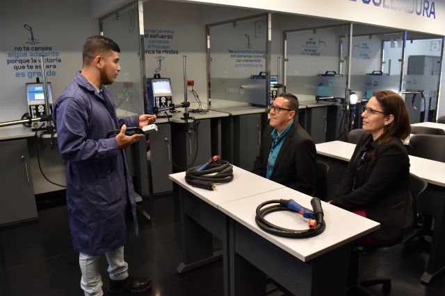 SENATI recibió visita del Instituto