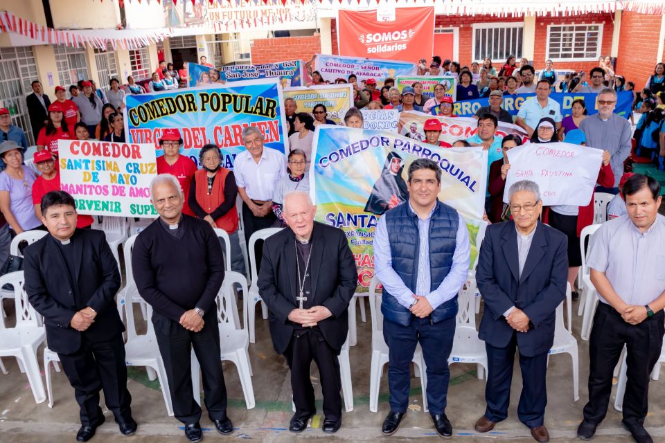 Comedores populares de Lima Norte reciben