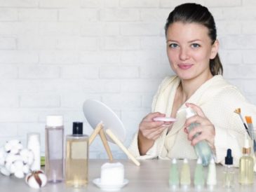 ¿Conoces la diferencia entre los productos cosméticos y dermocosméticos?