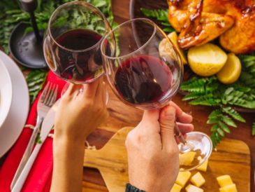 Cinco opciones de vino para acompañar la cena navideña