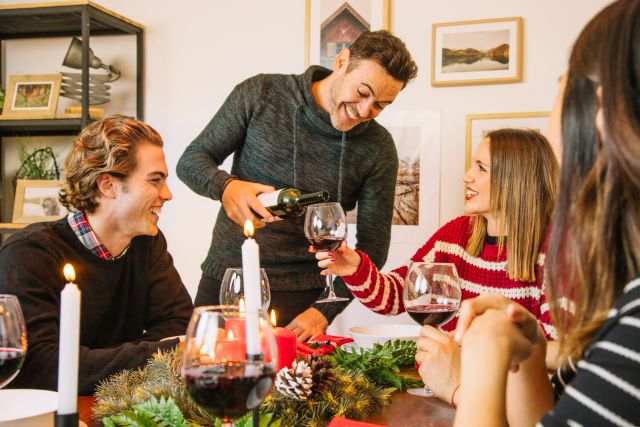 Cinco opciones de vino para acompañar la cena navideña