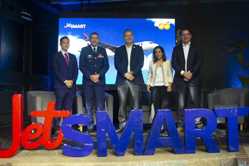 JetSMART inicia sus ventas