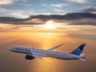 United presenta nuevos vuelos de verano