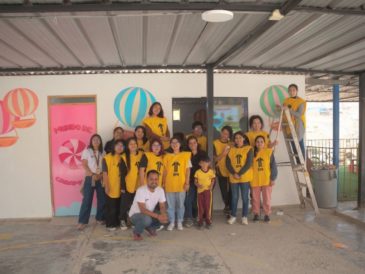 Estudiantes voluntarios de la UPN