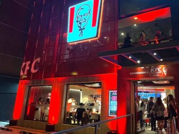 KFC celebra 43 años