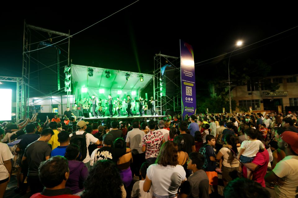 Miles celebraron con cumbia y rock por la Amazonía