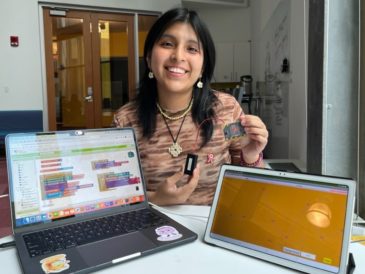 joven peruana que trabaja en el MIT