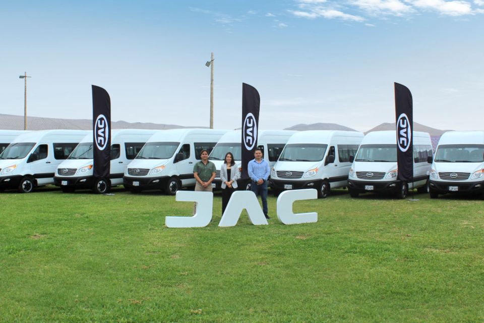 EMPRESA DE TRANSPORTE RENUEVA COMPROMISO CON JAC