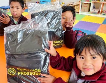 Fundación Prosegur entrega 776 kits escolares