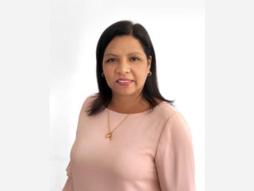 Paola Cuya es nombrada nueva Directora
