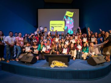 Programa Cometa de Intercorp otorga 33 becas completas a jóvenes peruanos