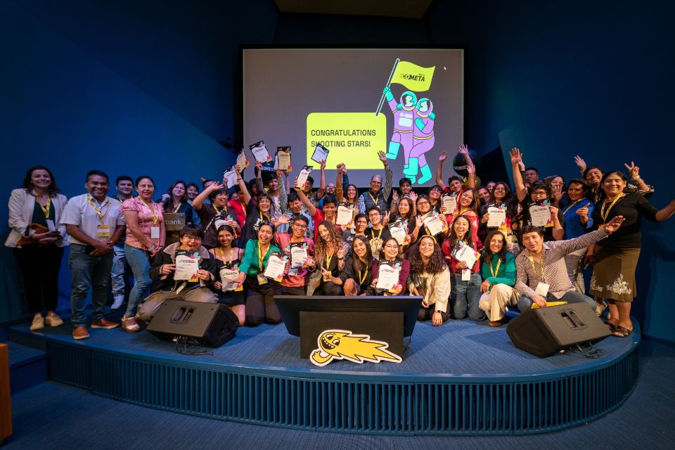 Programa Cometa de Intercorp otorga 33 becas completas a jóvenes peruanos