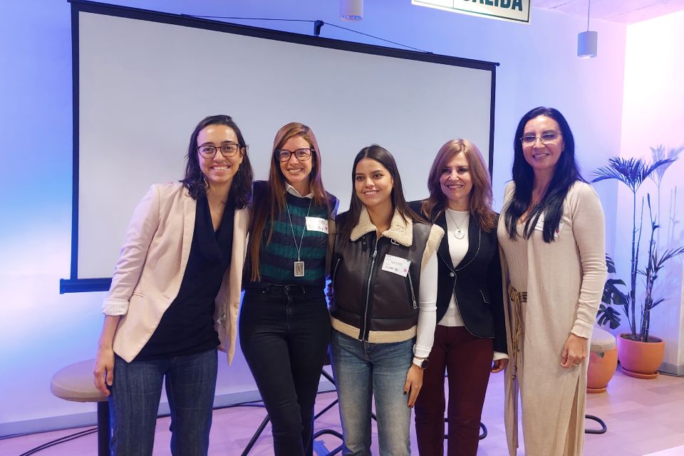 Laboratoria+ busca potenciar el liderazgo de mujeres en Perú