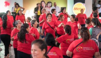 Metro en alianza con el Banco de Alimentos Perú